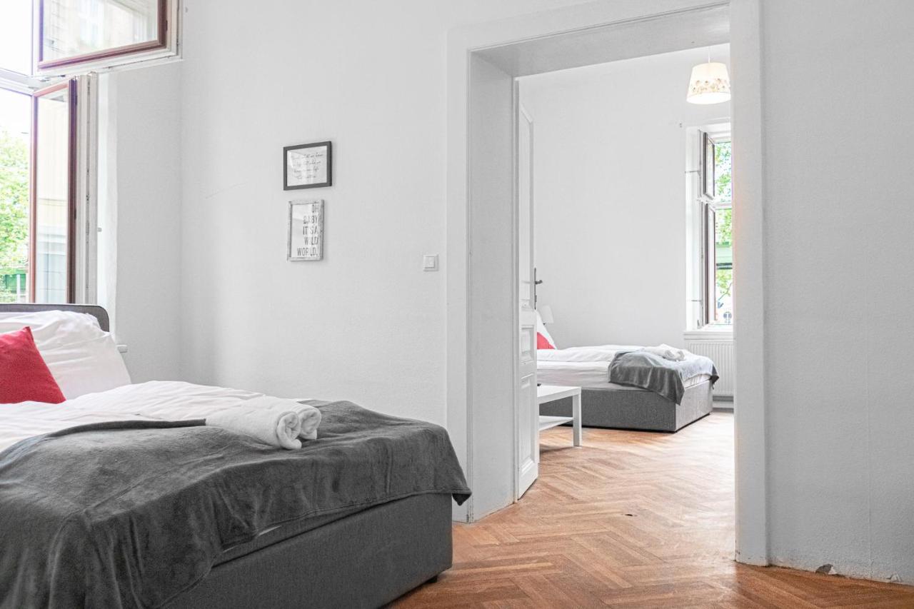 Classy 2Br Apt. W/ Exclusive Location Near Akh Wien Eksteriør bilde